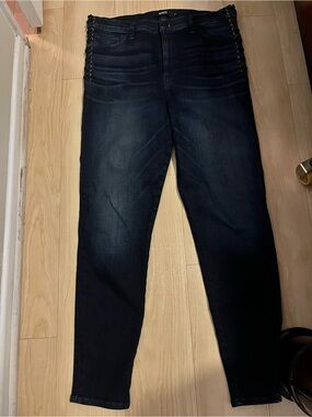 Hudson Jeans Women’s Dark Blue Skinny Jeans with Side Eyelet Lace-Up